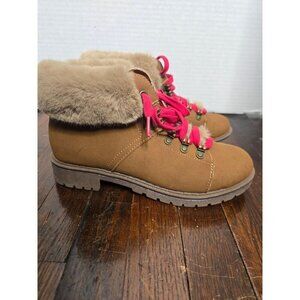 Faux Fur Lined Tan Hiking Boots Time & Tru size 7
